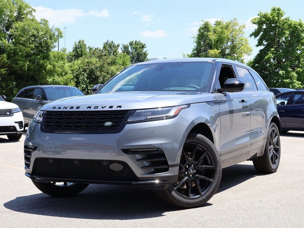 2026 Land Rover Range Rover Velar Dynamic SE