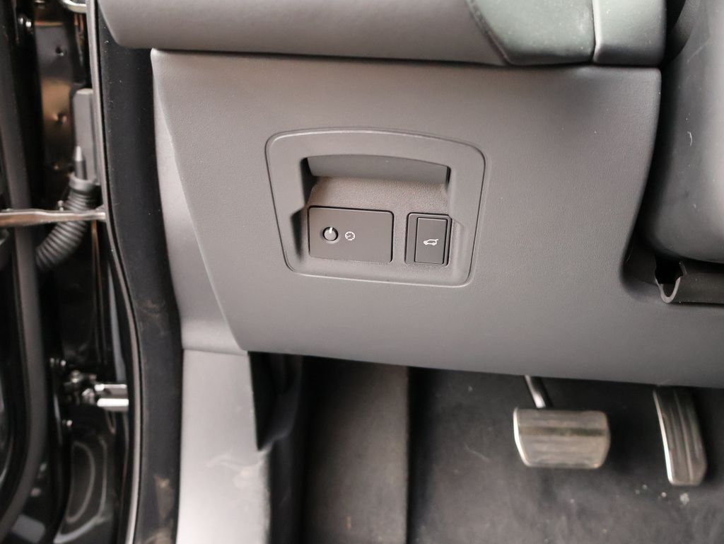 2026 Land Rover Range Rover Velar Dynamic SE San Clemente CA