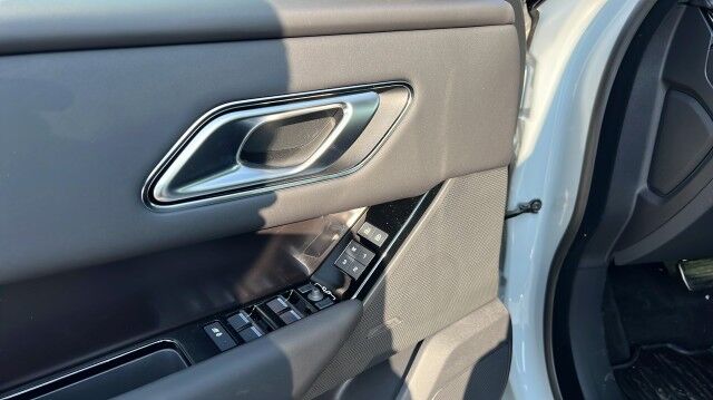 2026 Land Rover Range Rover Velar Dynamic SE San Juan TX