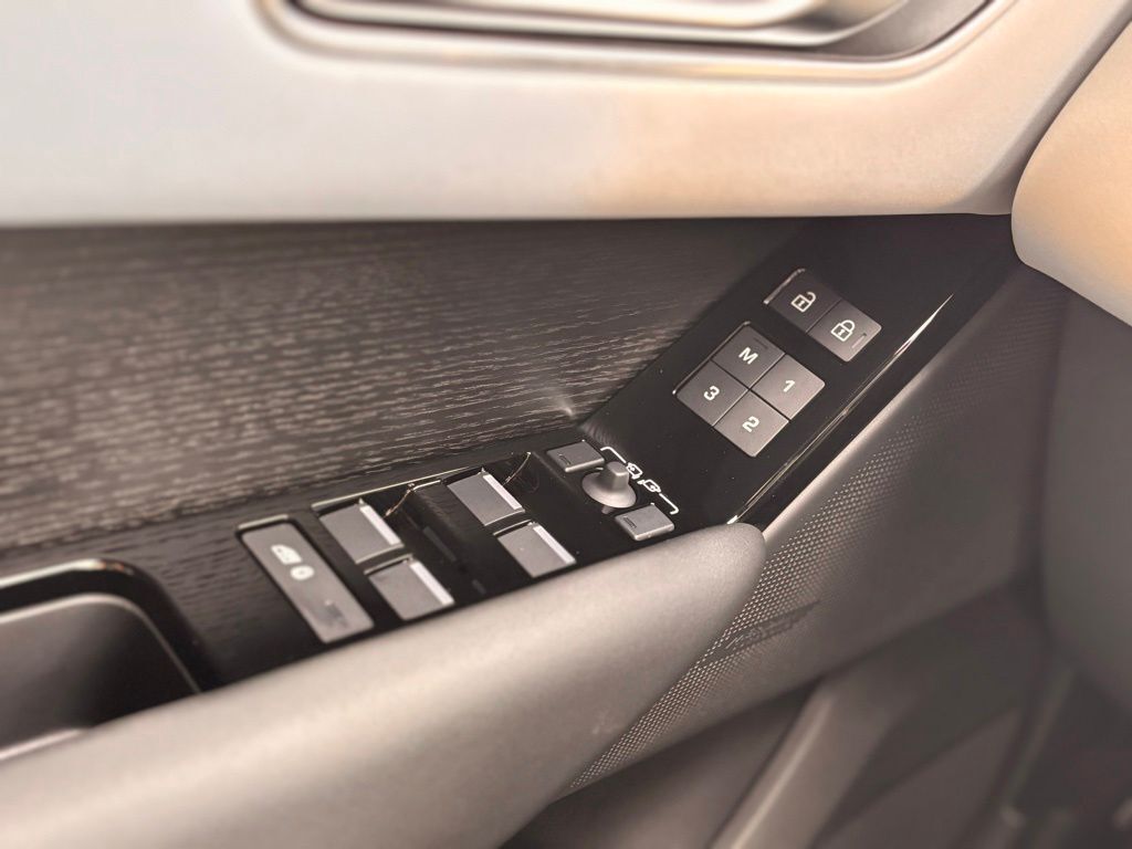 2026 Land Rover Range Rover Velar Dynamic SE Tucson AZ