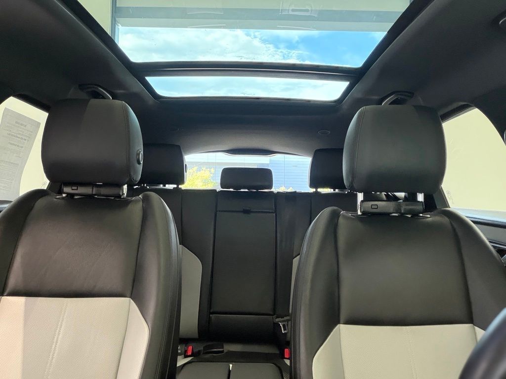 2026 Land Rover Range Rover Velar Dynamic SE Tucson AZ
