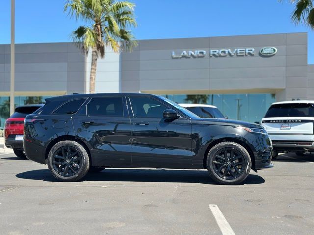 2026 Land Rover Range Rover Velar Dynamic SE