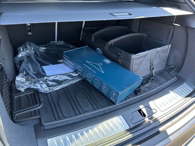 2026 Land Rover Range Rover Velar Dynamic SE Tucson AZ