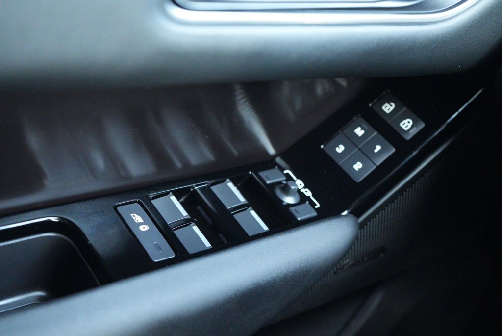 2026 Land Rover Range Rover Velar Dynamic SE Tucson AZ