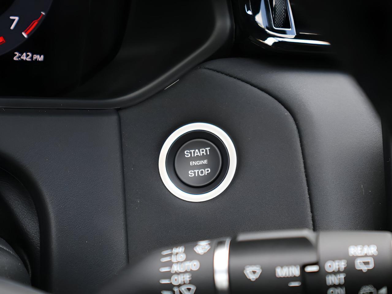 2026 Land Rover Range Rover Velar P250 Base San Clemente CA