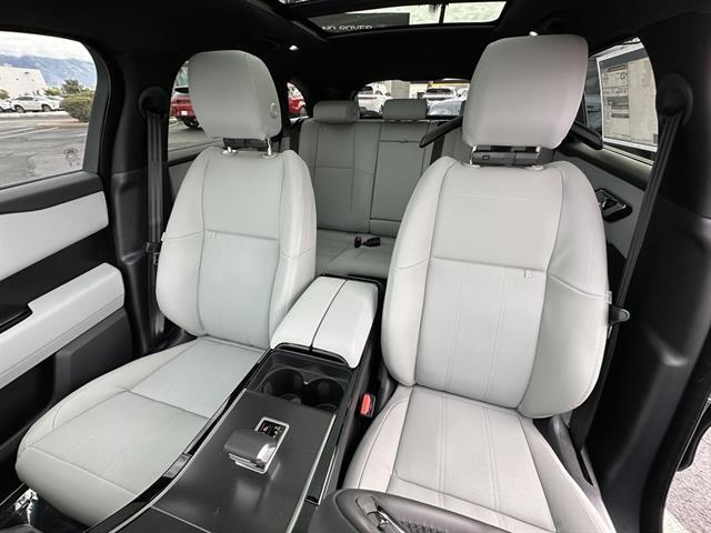 2026 Land Rover Range Rover Velar P250 Dynamic SE Tucson AZ