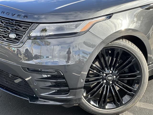 2026 Land Rover Range Rover Velar P250 Dynamic SE