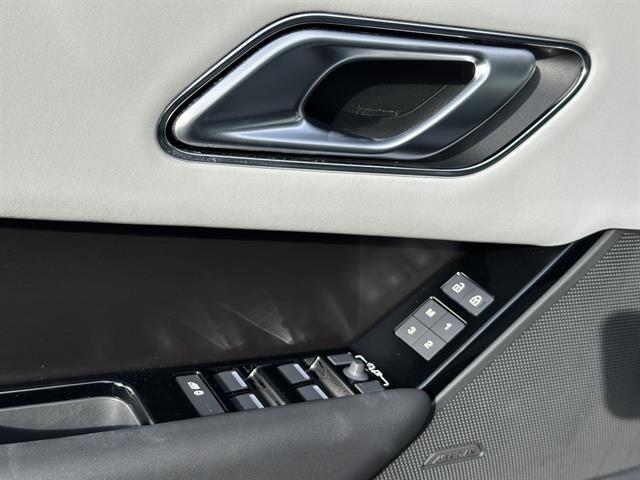 2026 Land Rover Range Rover Velar P250 Dynamic SE Tucson AZ