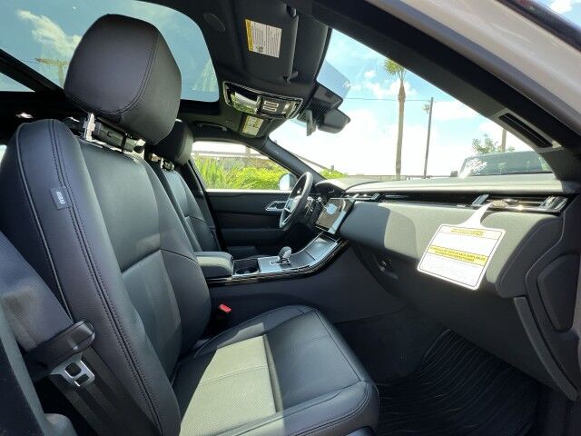 2026 Land Rover Range Rover Velar V6 Dynamic SE San Juan TX