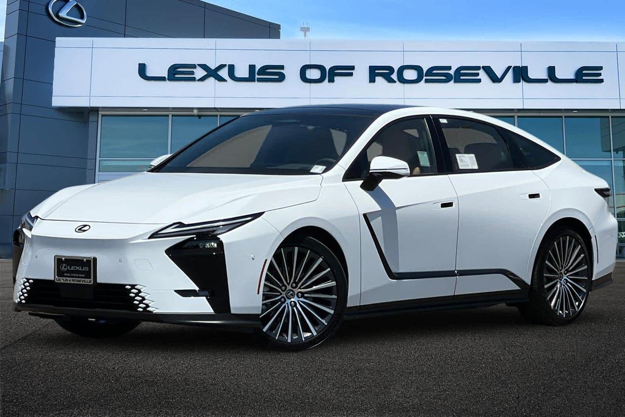 2026 Lexus ES 350e Luxury