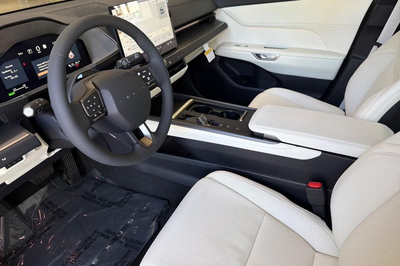 2026 Lexus ES 350e Premium Roseville CA