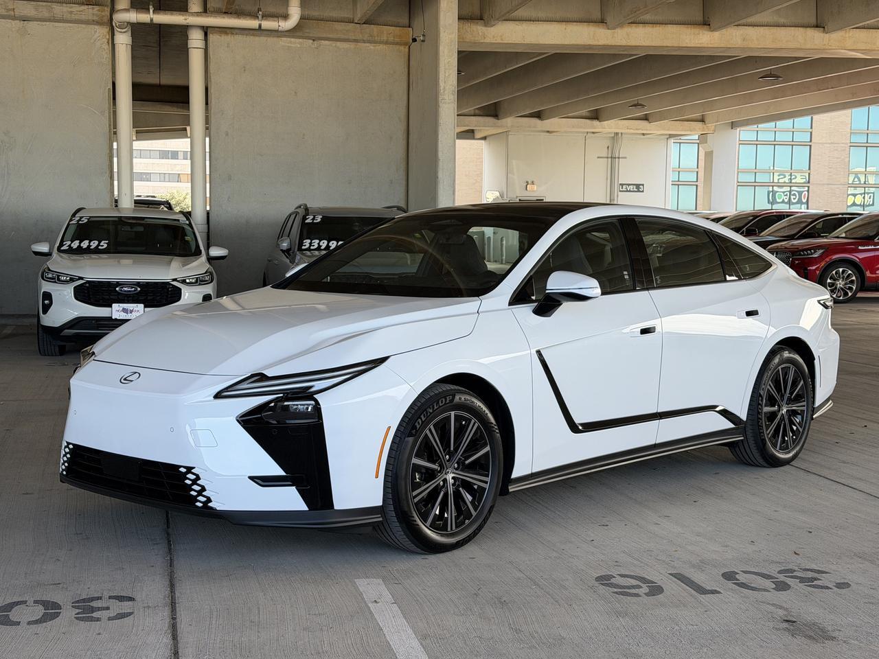2026 Lexus ES 350e Premium