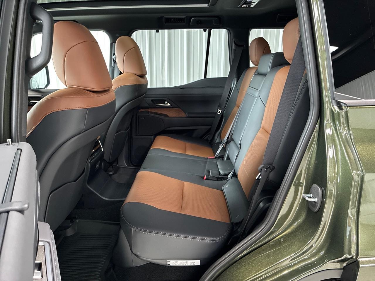 2026 Lexus GX550 Luxury+, 2nd Row Bench, Traffic Jam Assist, HUD, Cold Area Pkg, Digital Key Houston TX