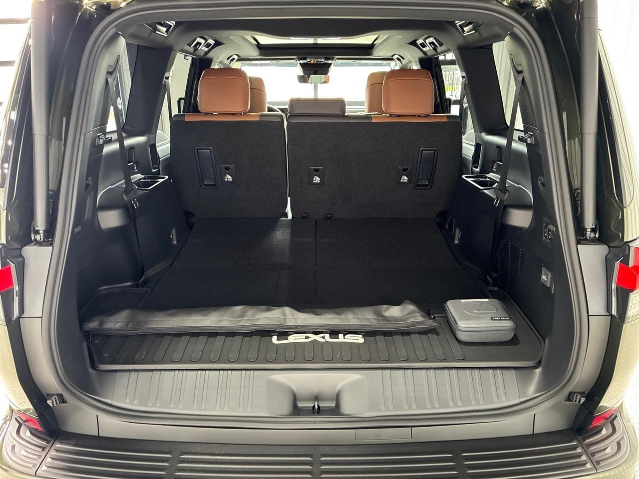 2026 Lexus GX550 Luxury+, 2nd Row Bench, Traffic Jam Assist, HUD, Cold Area Pkg, Digital Key Houston TX