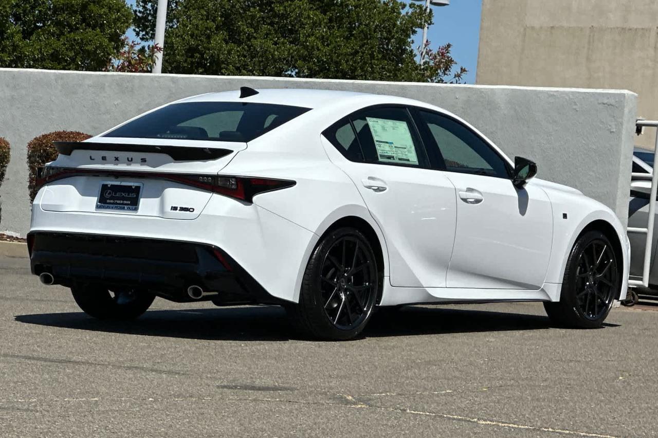 2026 Lexus IS 350 F SPORT Design