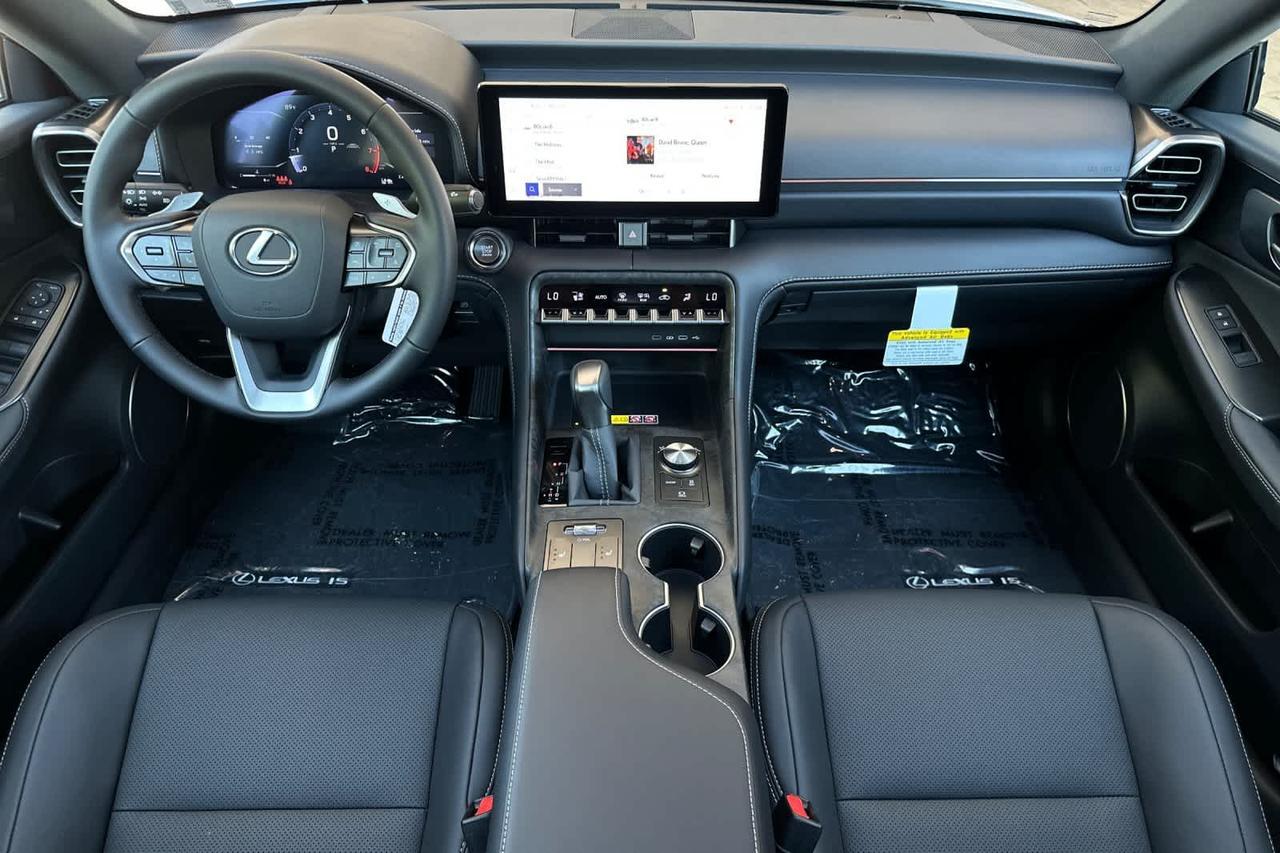2026 Lexus IS 350 F SPORT Design