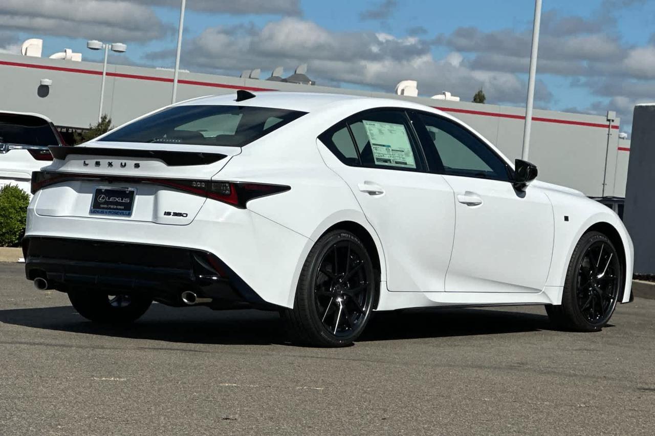 2026 Lexus IS 350 F SPORT Design