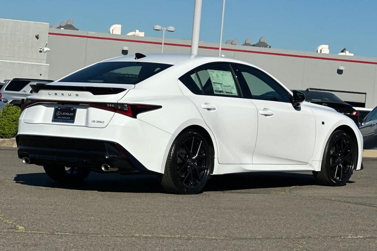 2026 Lexus IS 350 F SPORT Design