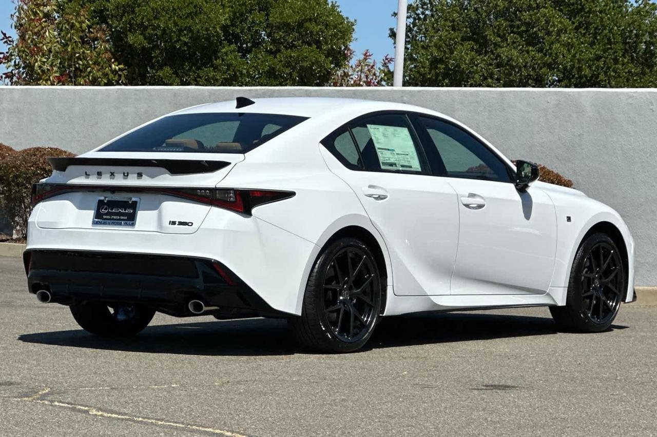 2026 Lexus IS 350 F SPORT Design