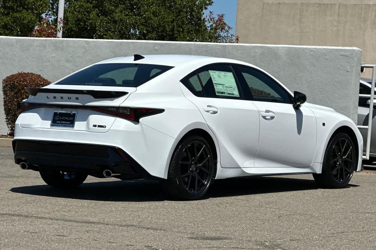 2026 Lexus IS 350 F SPORT Design
