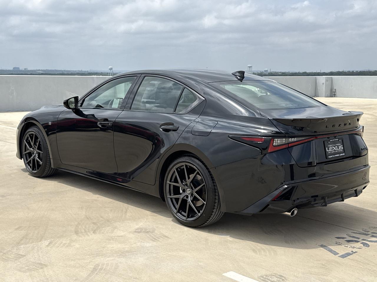 2026 Lexus IS 350 F SPORT Design
