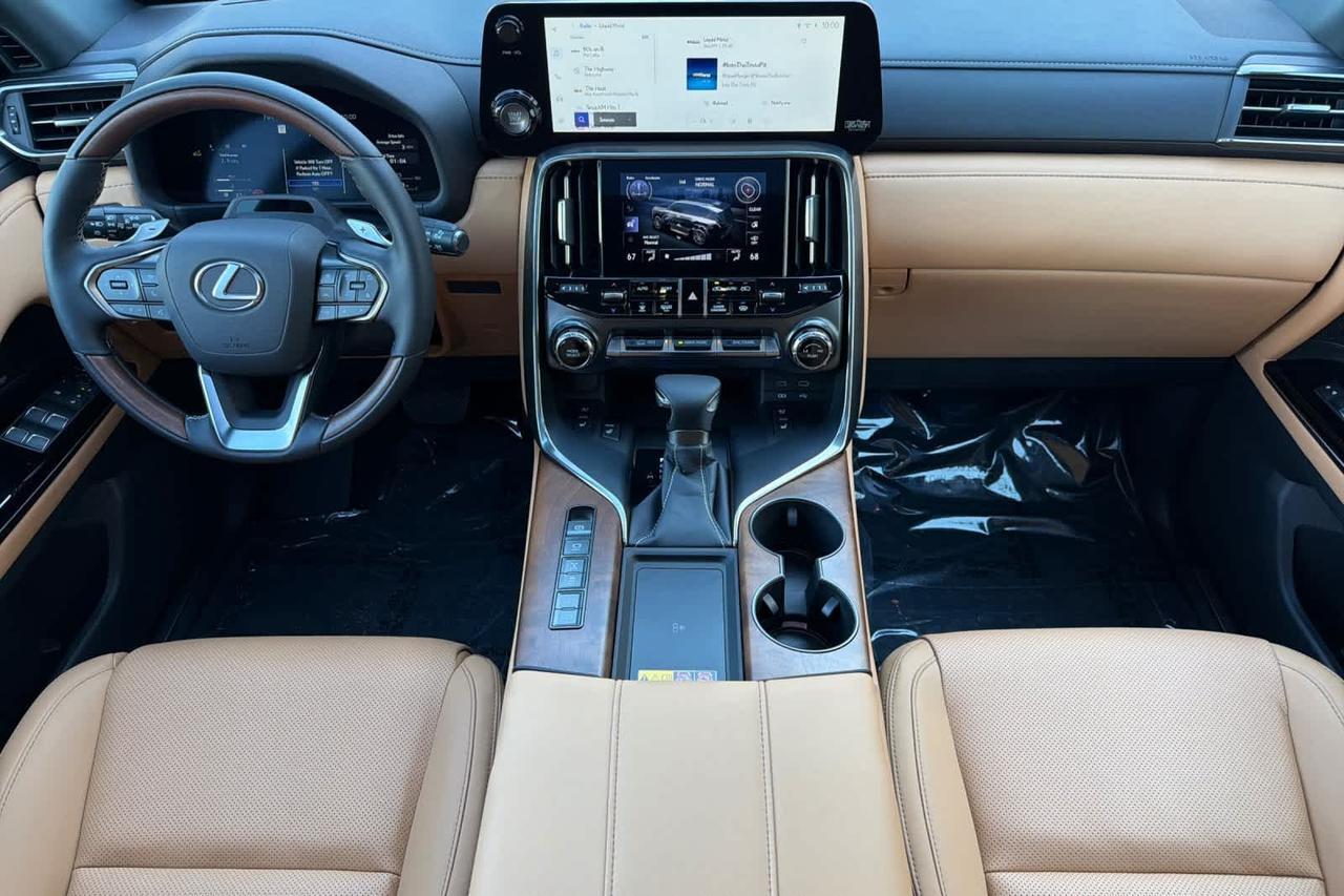 2026 Lexus LX 600 LUXURY