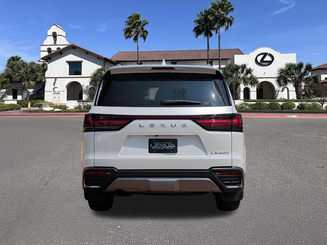 2026 Lexus LX 600 Luxury