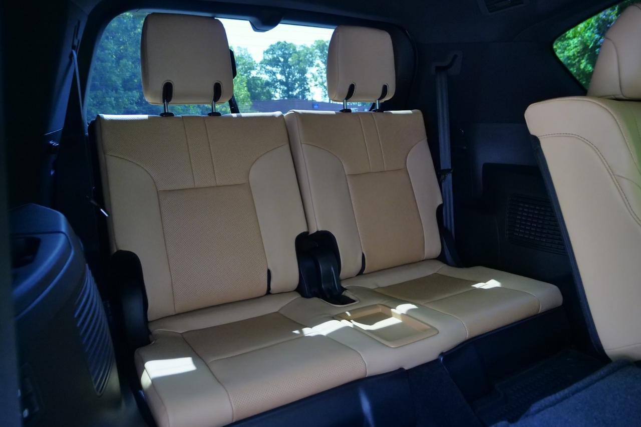 2026 Lexus LX 700h Luxury / 4WD / Appearance Package / Massage Seats! Lincolnton NC