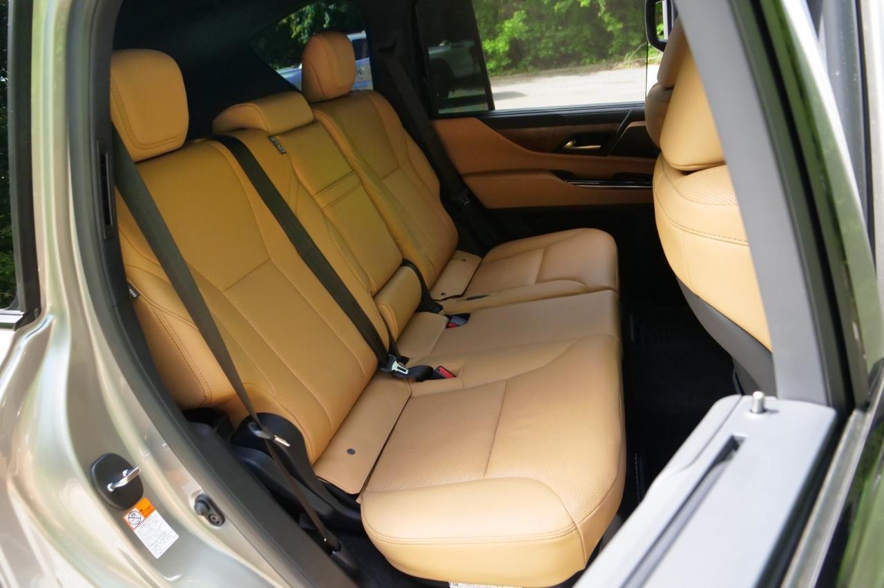 2026 Lexus LX 700h Luxury / 4WD / Appearance Package / Massage Seats! Lincolnton NC