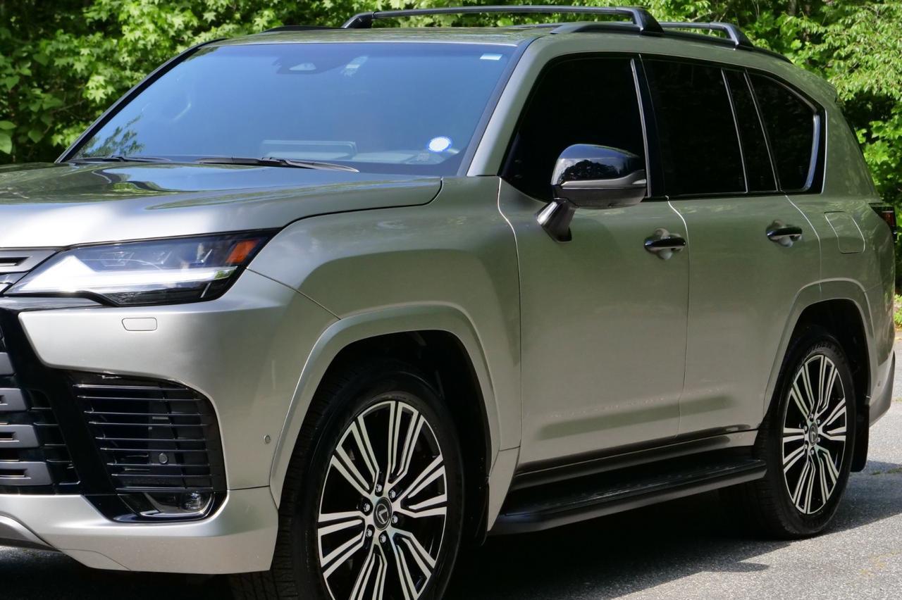 2026 Lexus LX 700h Luxury / 4WD / Appearance Package / Massage Seats! Lincolnton NC