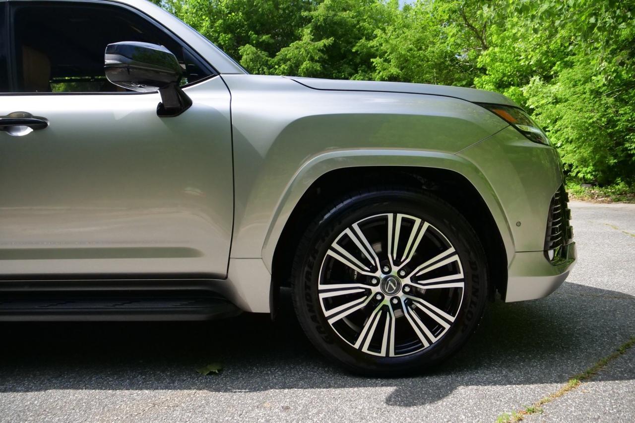 2026 Lexus LX 700h Luxury / 4WD / Appearance Package / Massage Seats! Lincolnton NC
