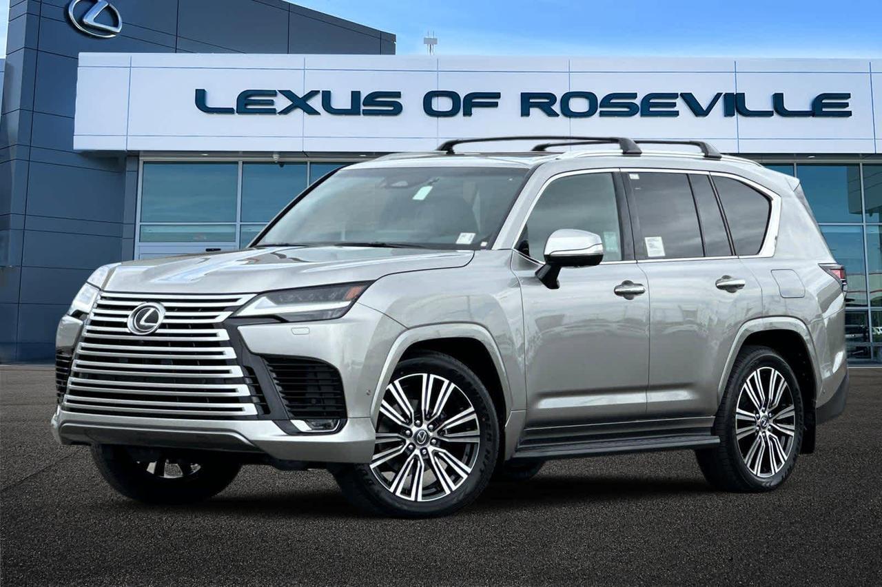 2026 Lexus LX 700h Luxury