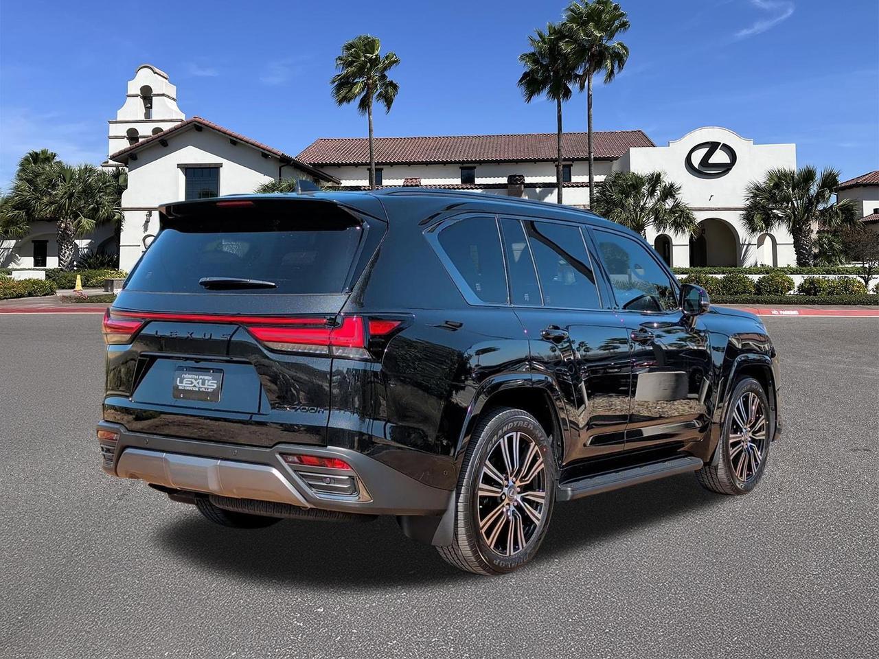 2026 Lexus LX 700h Luxury