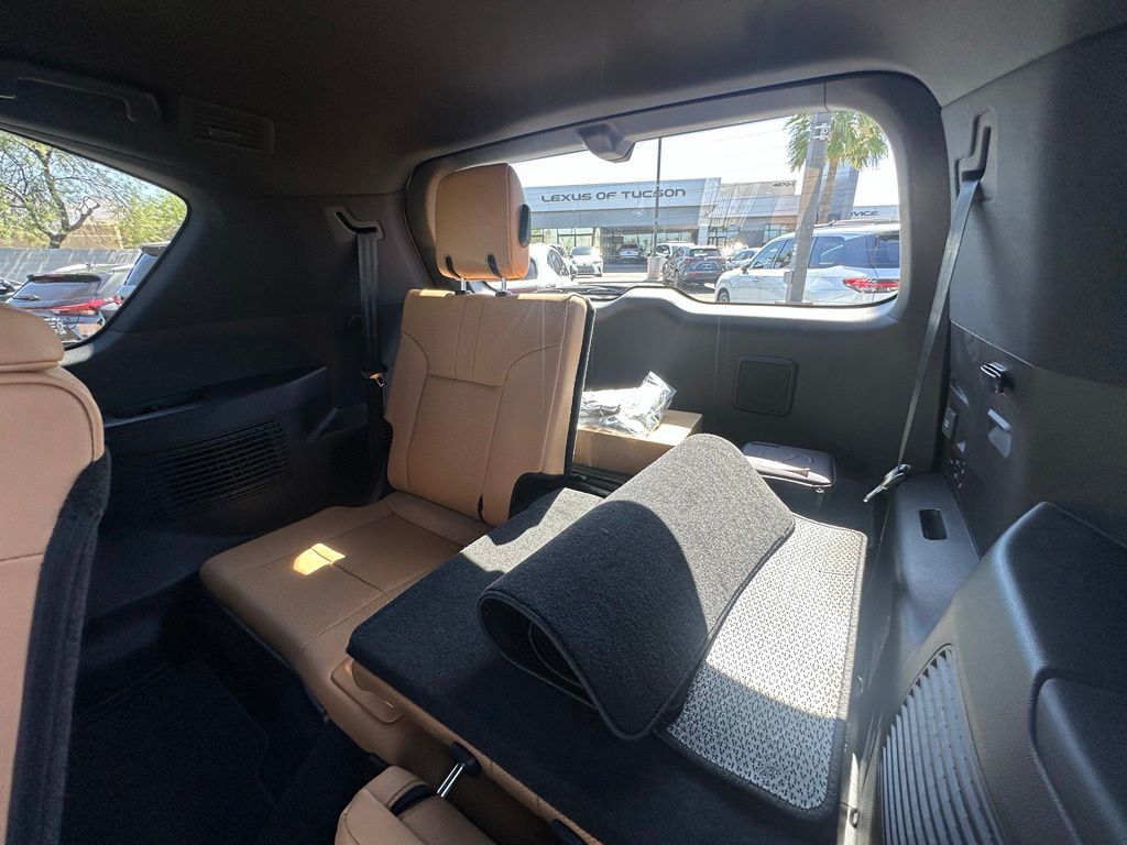 2026 Lexus LX 700h Luxury Tucson AZ