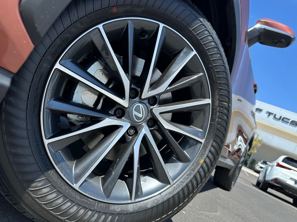 2026 Lexus NX 350h PREMIUM