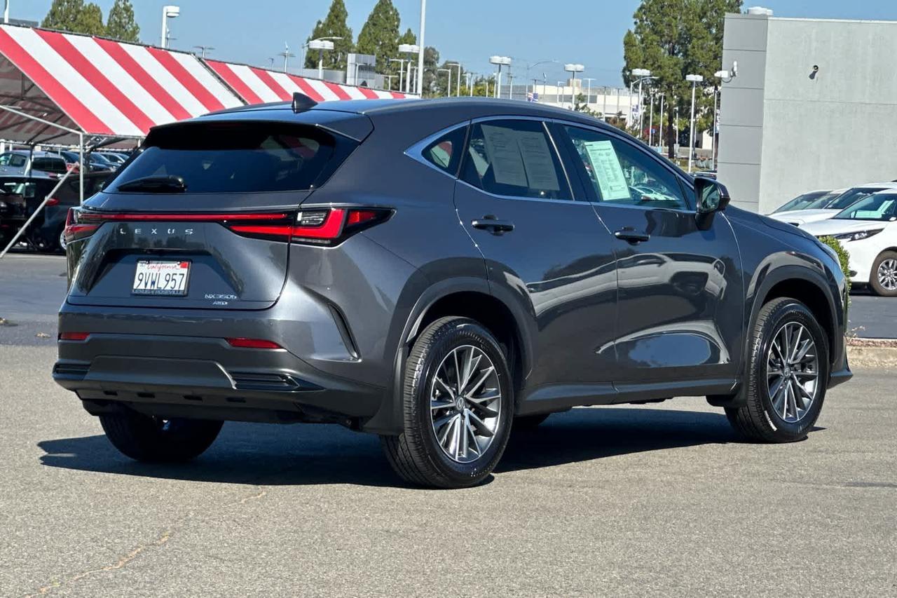 2026 Lexus NX 350h Premium