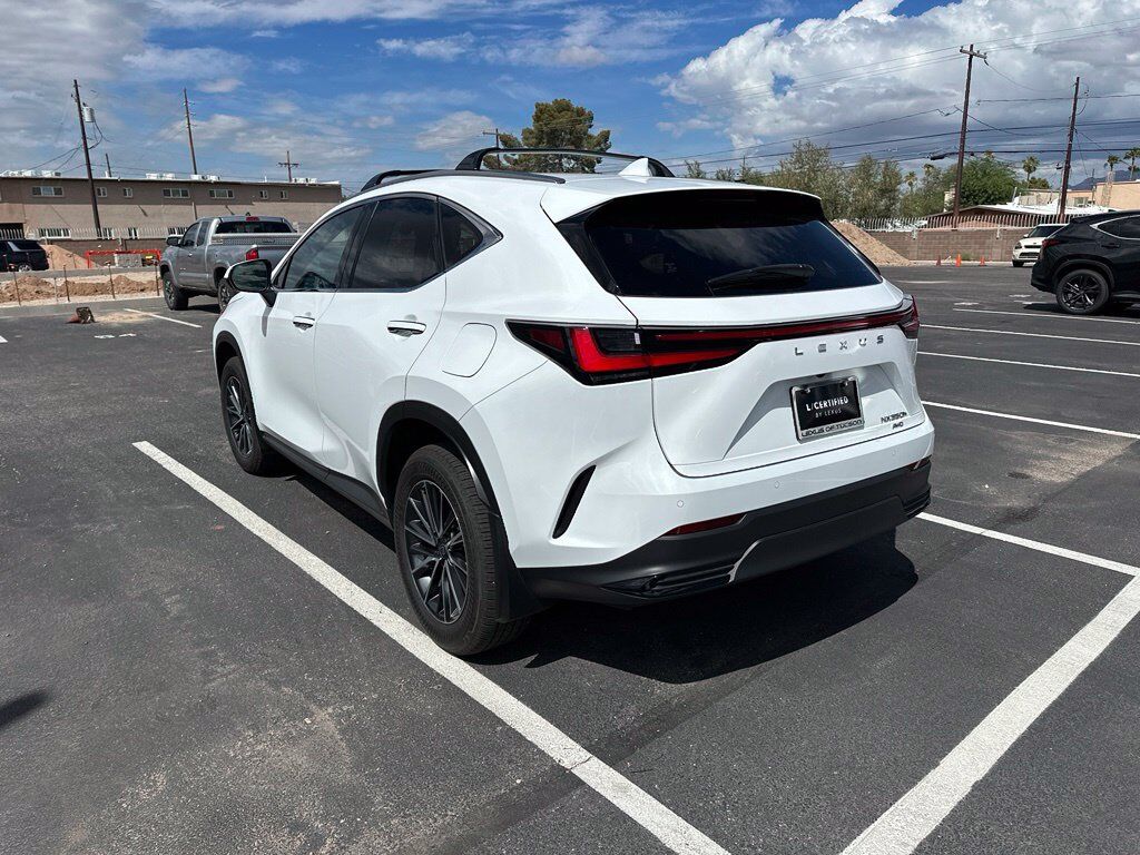 2026 Lexus NX 350h Premium
