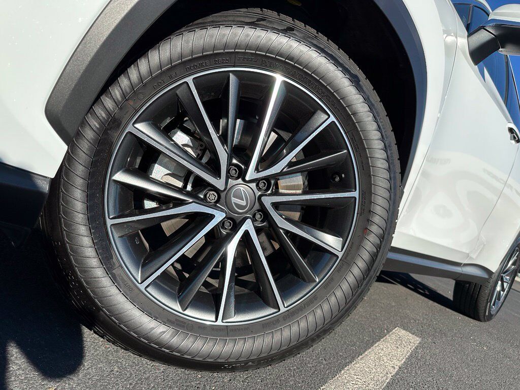 2026 Lexus NX 350h Premium