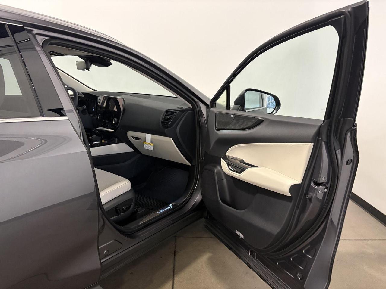 2026 Lexus NX 450h+ Luxury Parker CO