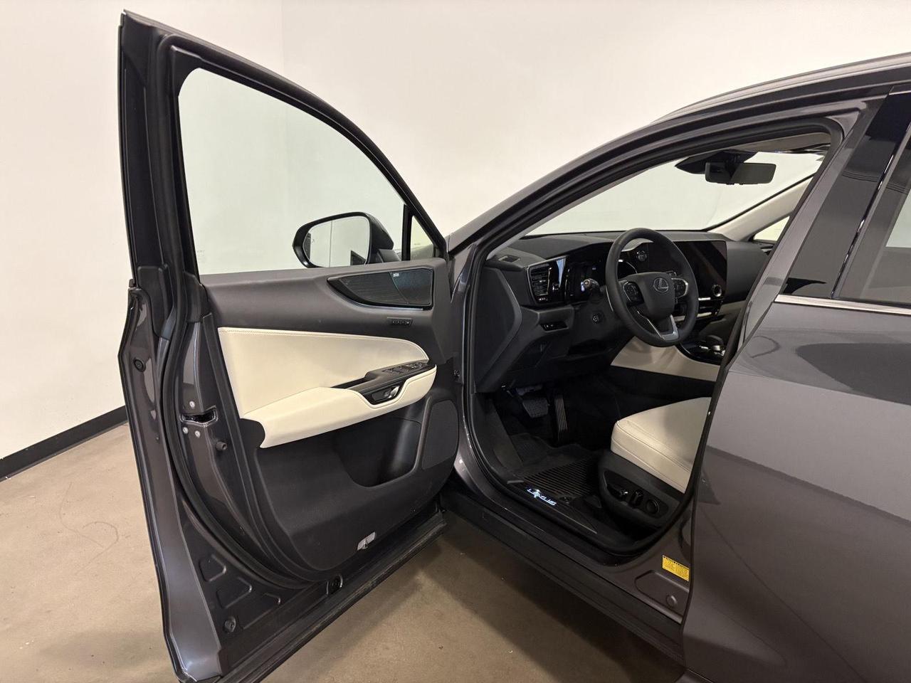 2026 Lexus NX 450h+ Luxury Parker CO