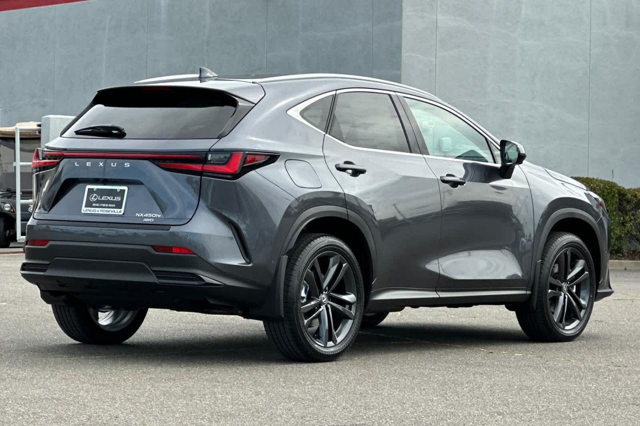 2026 Lexus NX 450h+ Luxury