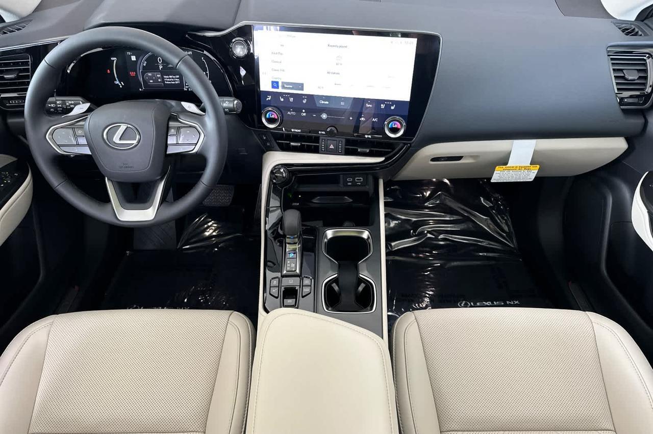 2026 Lexus NX 450h+ Luxury