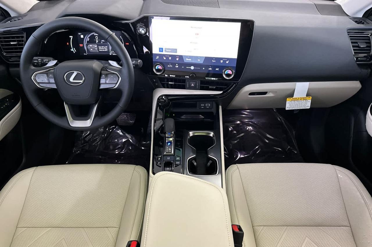 2026 Lexus NX 450h+ Luxury