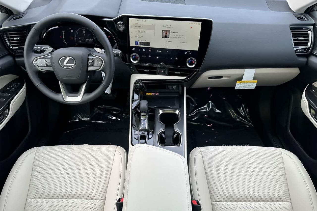 2026 Lexus NX 450h+ Luxury