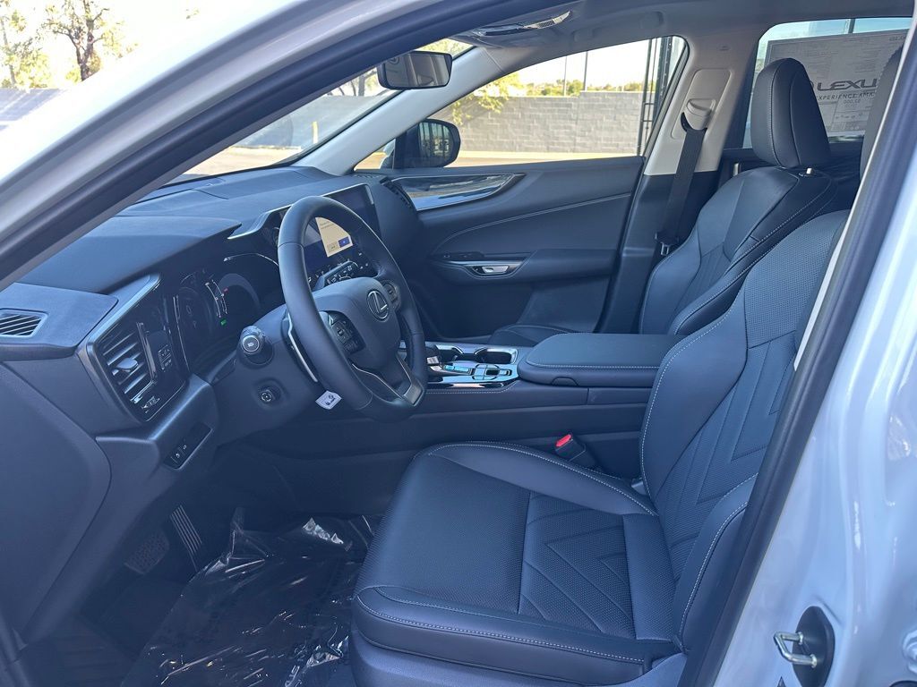 2026 Lexus NX 450h+ Premium