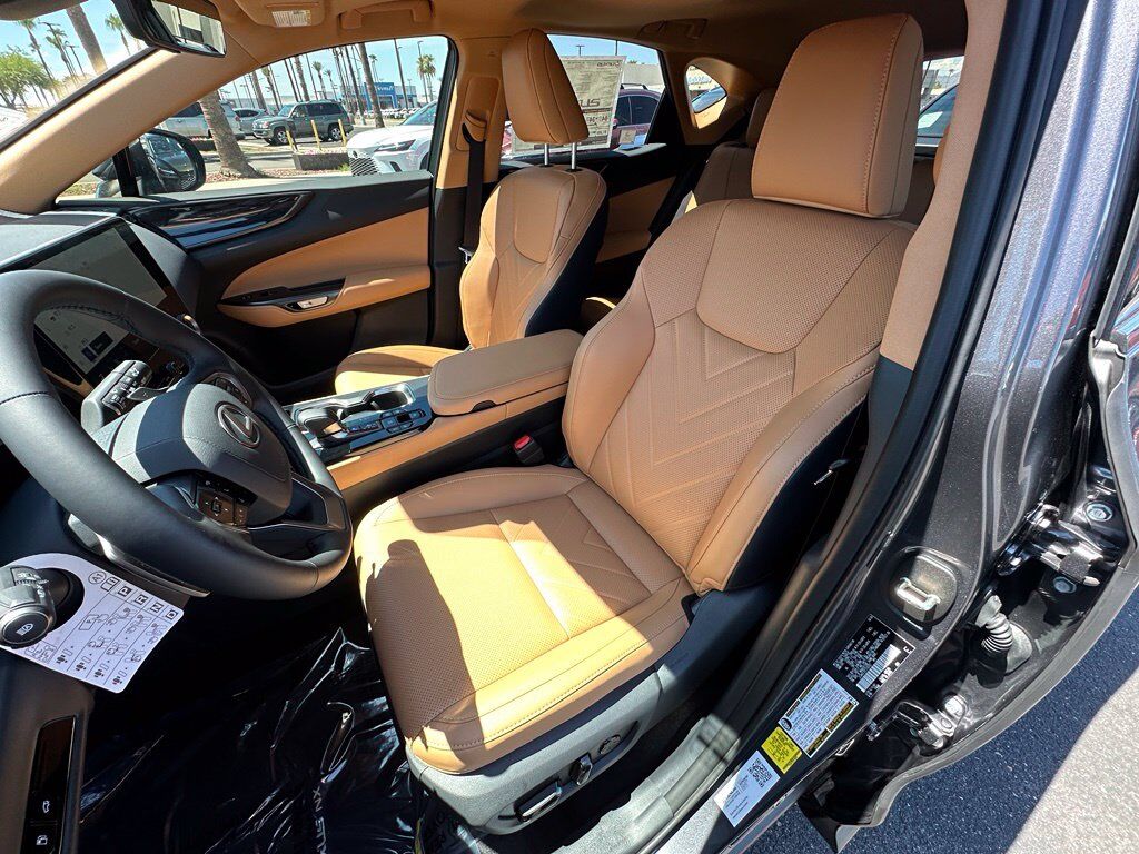 2026 Lexus NX 450h+ Premium