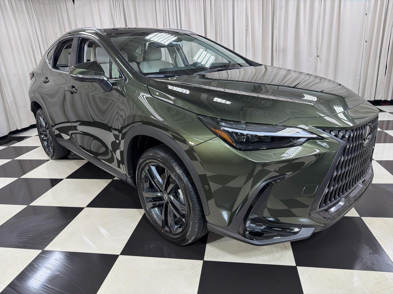 2026 Lexus NX PLUG-IN HYBRID ELECTRIC VEHICLE NX 450h+ LUXURY AWD