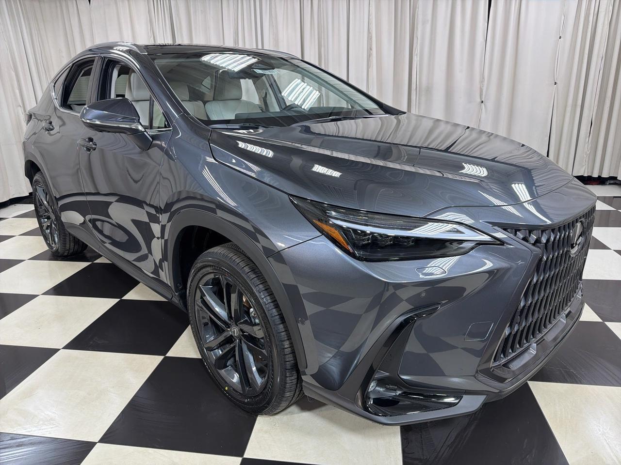 2026 Lexus NX PLUG-IN HYBRID ELECTRIC VEHICLE NX 450h+ LUXURY AWD