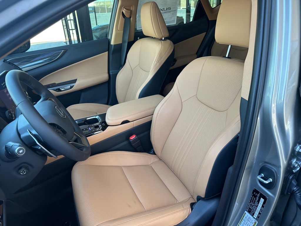 2026 Lexus NX PREMIUM