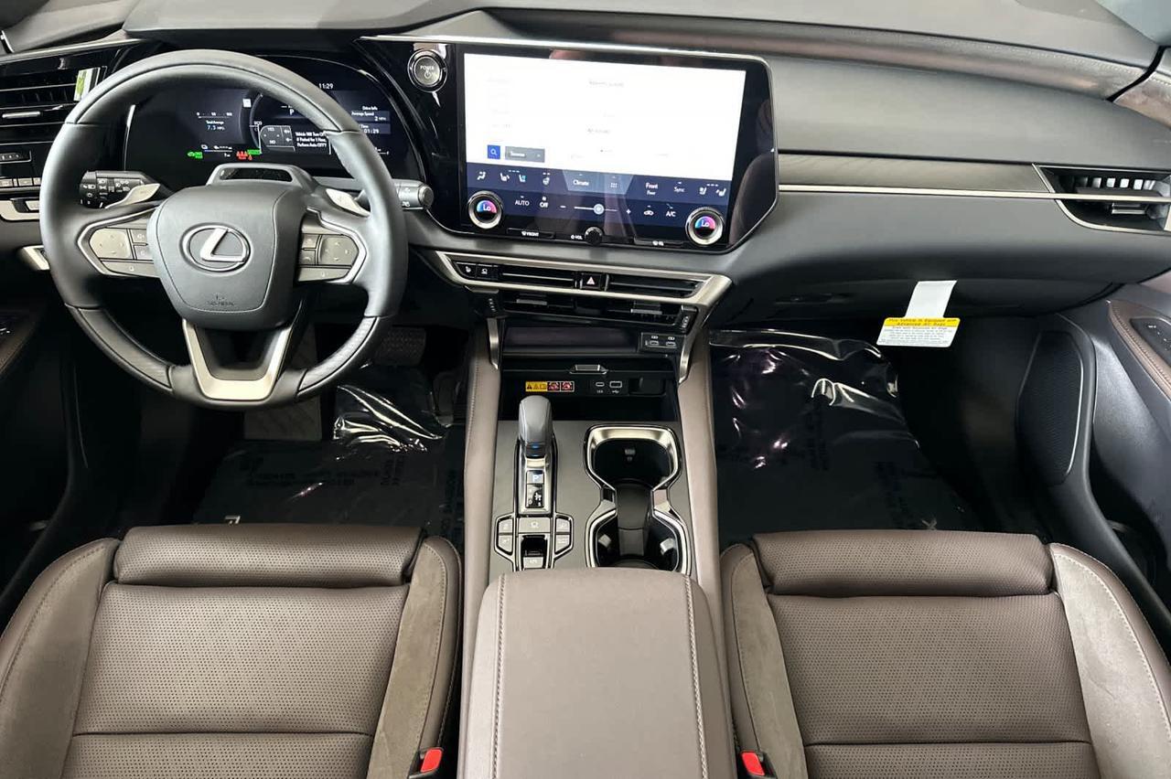 2026 Lexus RX 450h+ Luxury